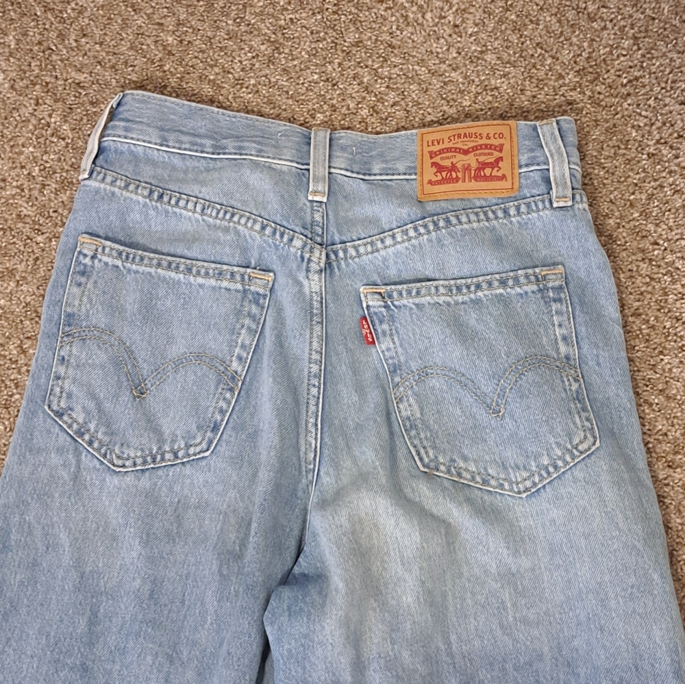Levi's Light Blue High Waisted Straight Leg Women's Jeans Misses Size 26 - Picture 7 of 8